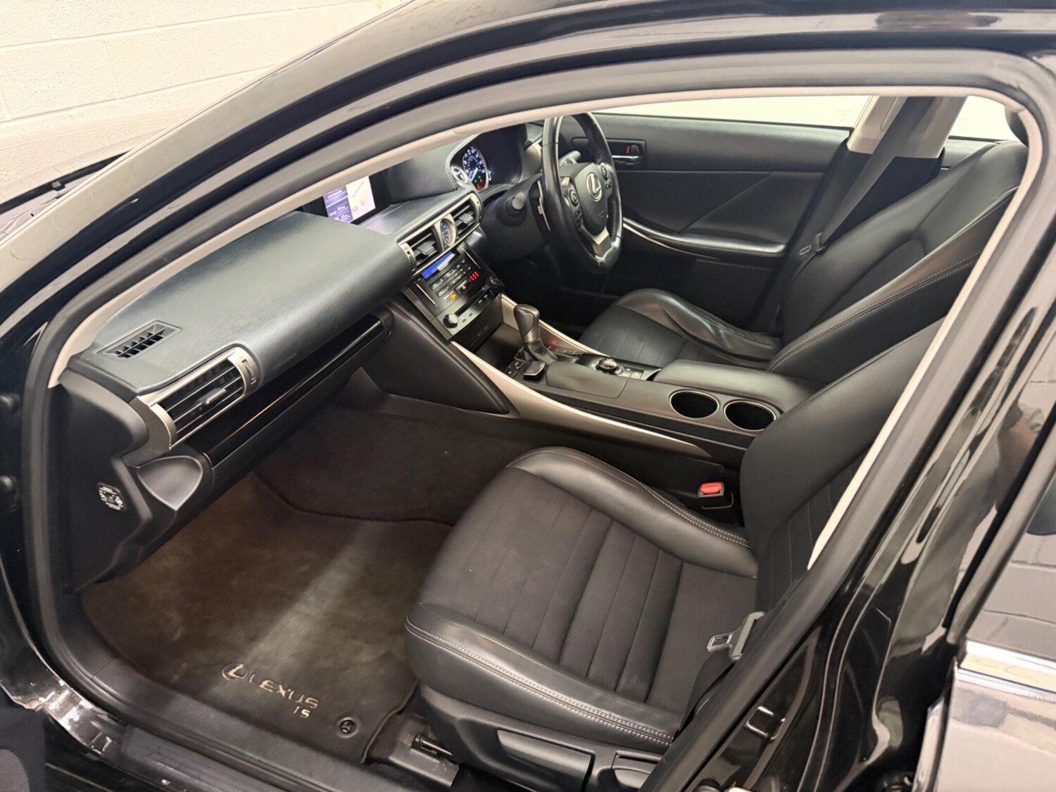 Used Lexus IS for sale - 77705201: Photo 39