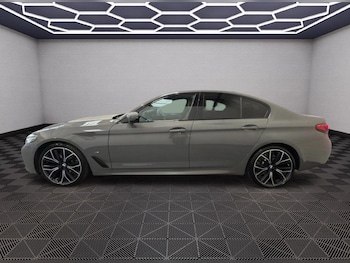 Used BMW 5 Series 2022 for sale - 75290317: Photo