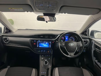 Used Toyota Auris 2016 for sale - 75377357: Photo