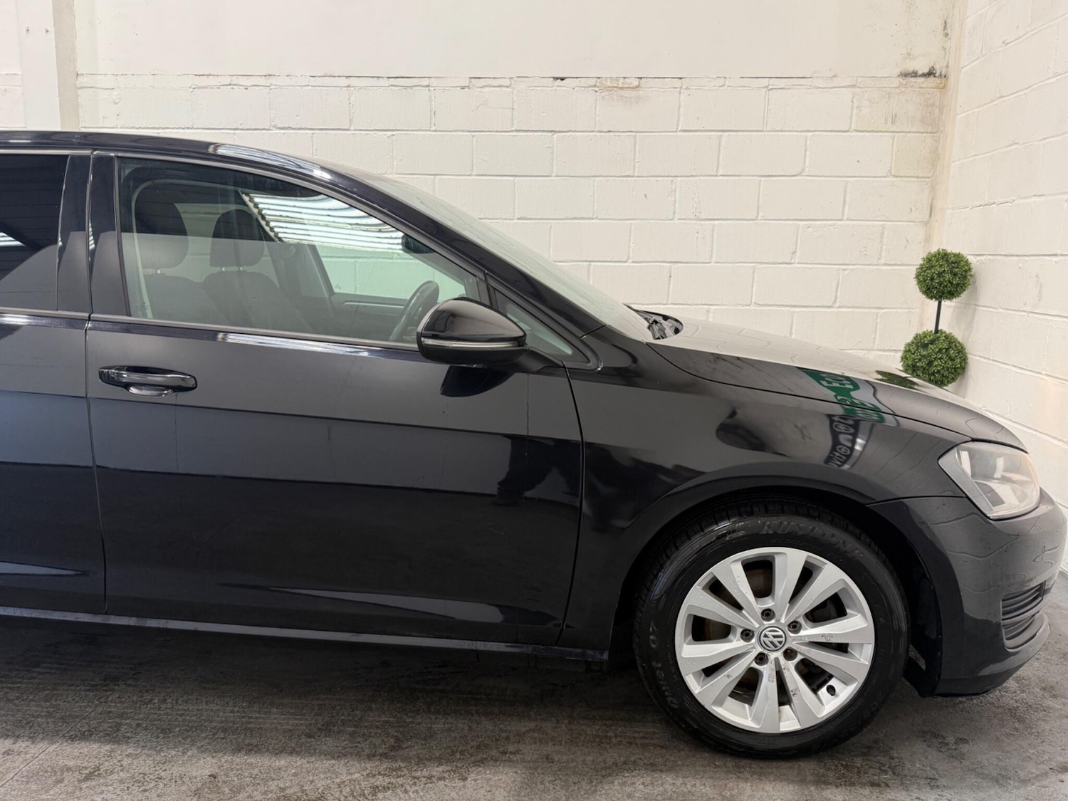 Used Volkswagen Golf 2013 for sale - 76800850: Photo 12
