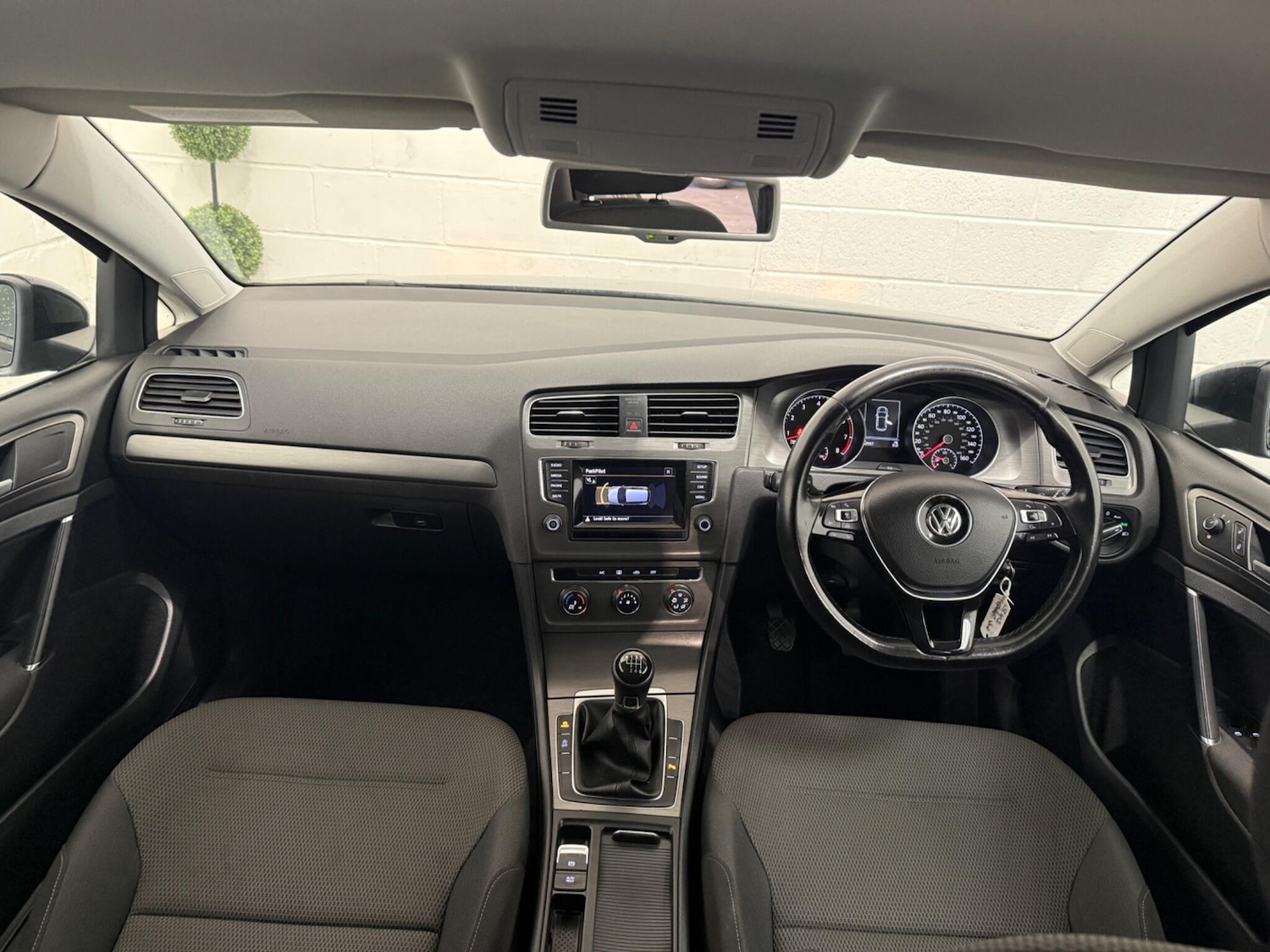 Used Volkswagen Golf 2013 for sale - 76800850: Photo 16