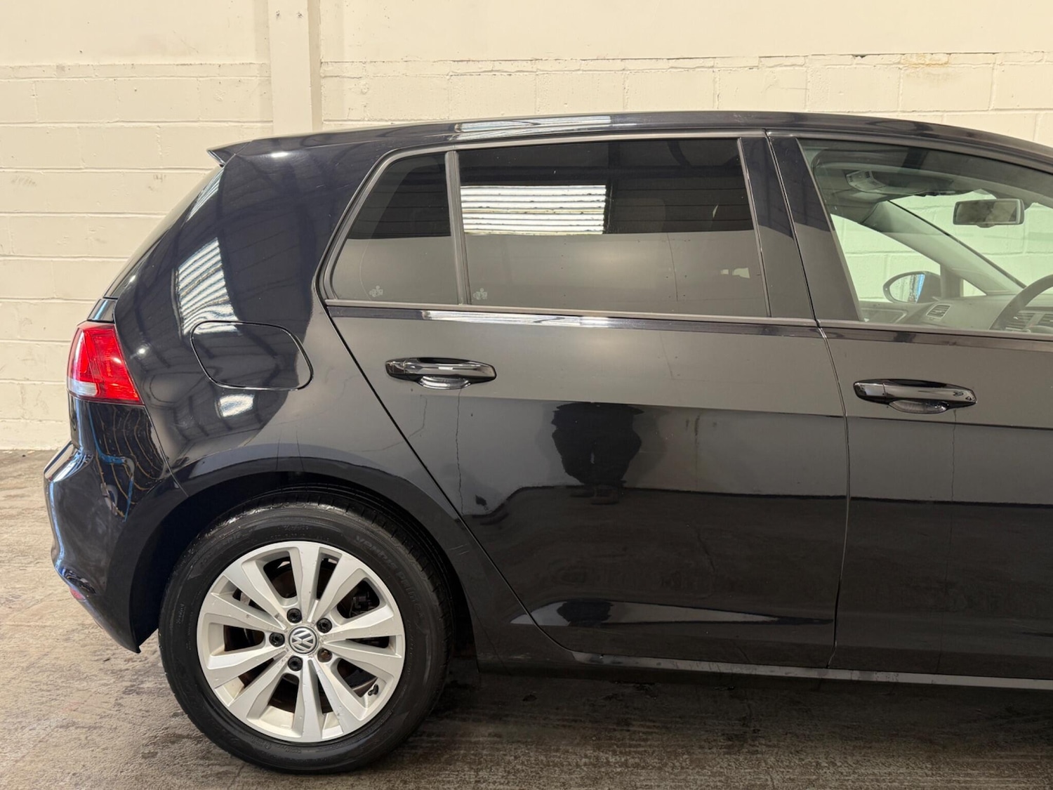 Used Volkswagen Golf 2013 for sale - 76800850: Photo 45