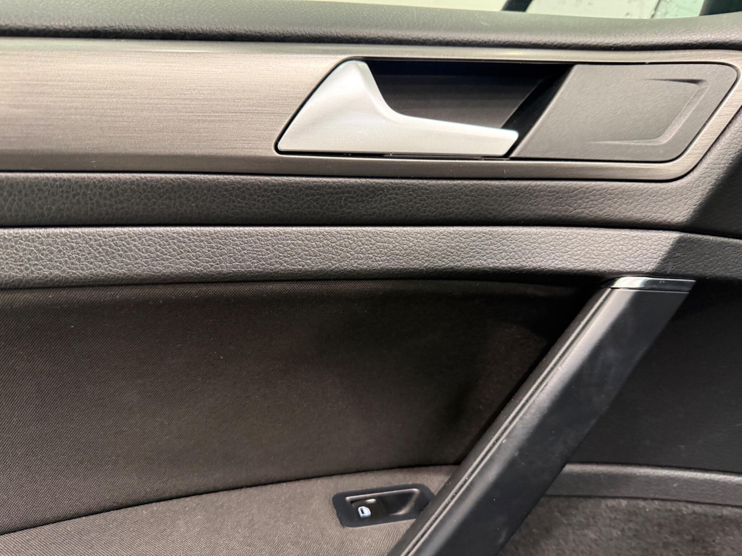 Used Volkswagen Golf 2013 for sale - 76800850: Photo 47