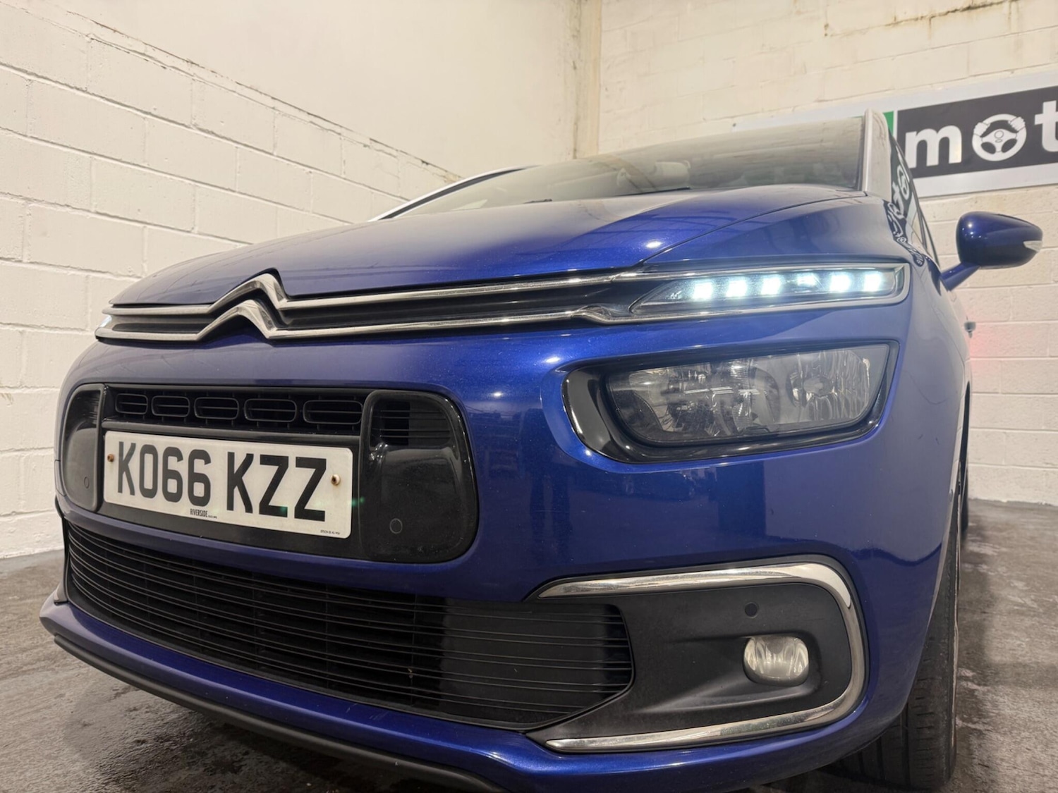 Used Citroen C4 Grand Picasso 2017 for sale - 77412349: Photo 41