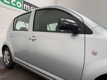 Used Daihatsu Sirion 2009 for sale - 79315158: Photo