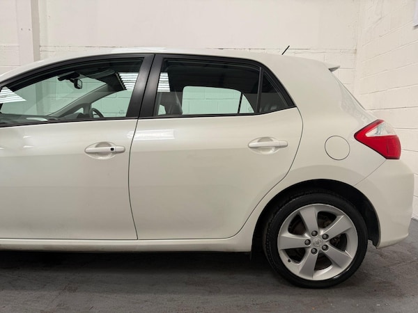 Used Toyota Auris 2011 for sale - 75577629: Photo 13