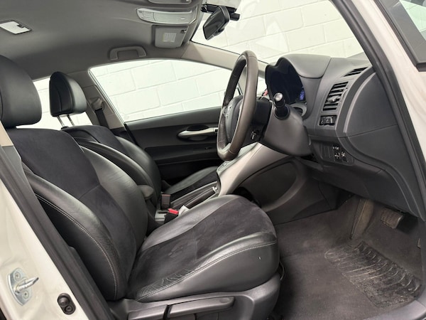 Used Toyota Auris 2011 for sale - 75577629: Photo 23