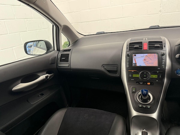 Used Toyota Auris 2011 for sale - 75577629: Photo 35