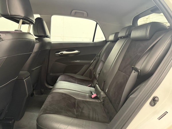 Used Toyota Auris 2011 for sale - 75577629: Photo 39