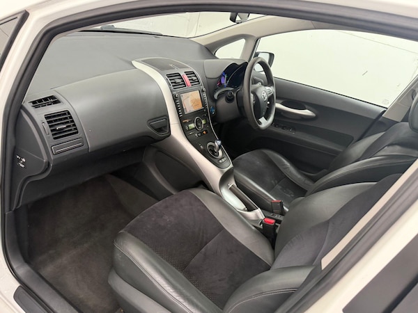 Used Toyota Auris 2011 for sale - 75577629: Photo 44