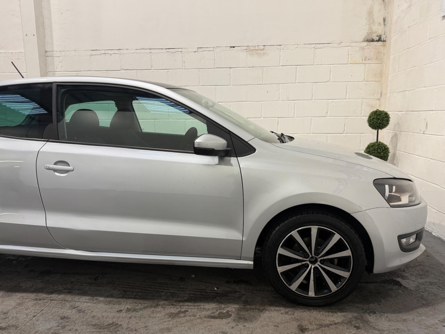 Used Volkswagen Polo 2012 for sale - 77119588: Photo 13
