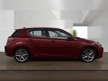 Used Lexus CT 2017 for sale - 78214259: Photo