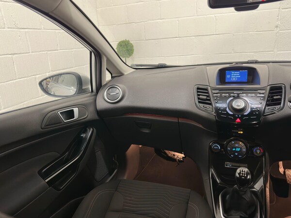Used Ford Fiesta 2014 for sale - 75291406: Photo 44