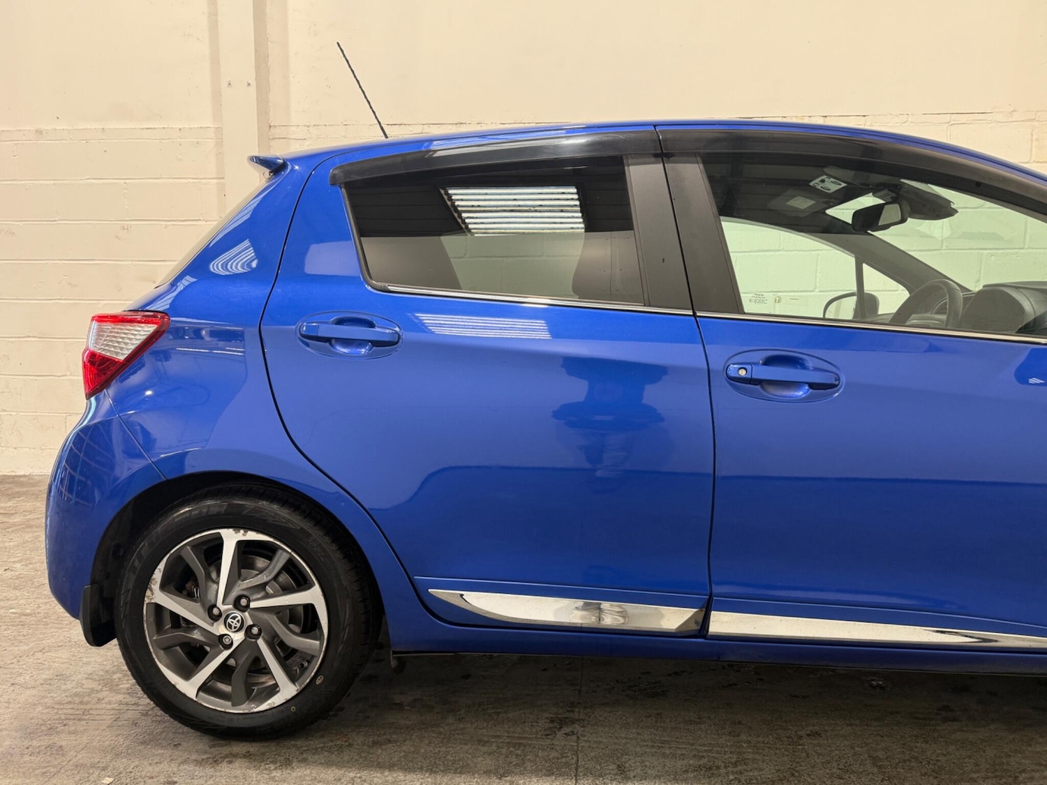 Used Toyota Yaris 2018 for sale - 76824617: Photo 10
