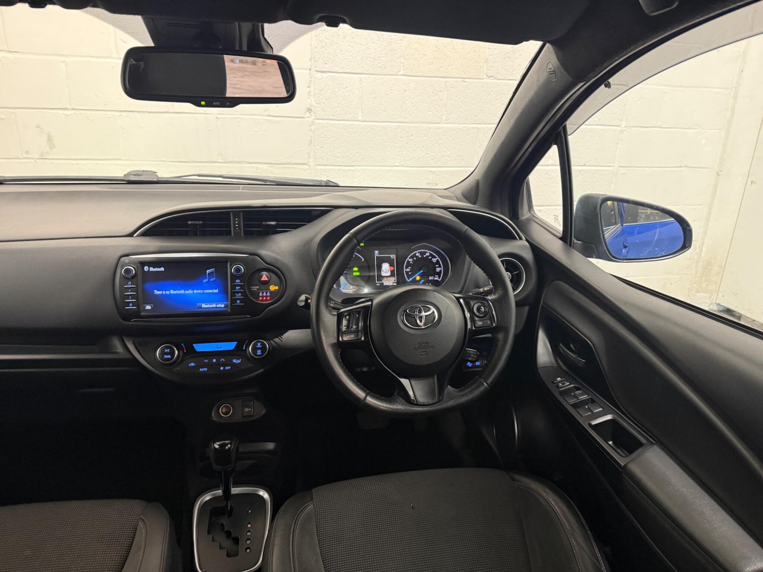 Used Toyota Yaris 2018 for sale - 76824617: Photo 16