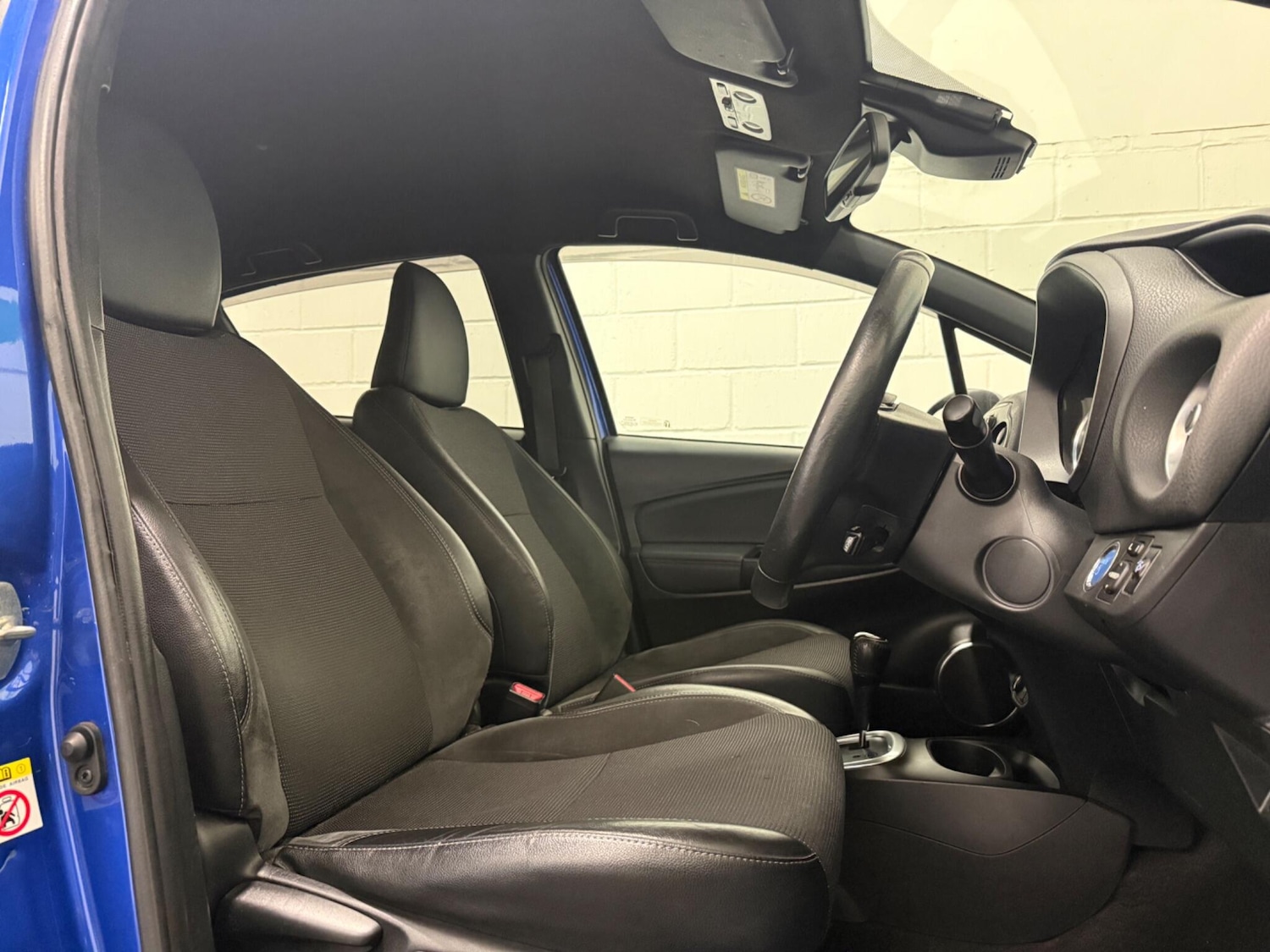 Used Toyota Yaris 2018 for sale - 76824617: Photo 19