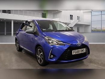 Used Toyota Yaris 2018 for sale - 76824617: Photo