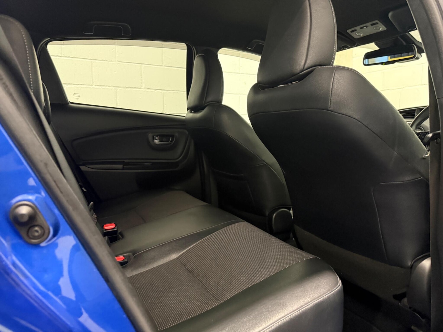 Used Toyota Yaris 2018 for sale - 76824617: Photo 21