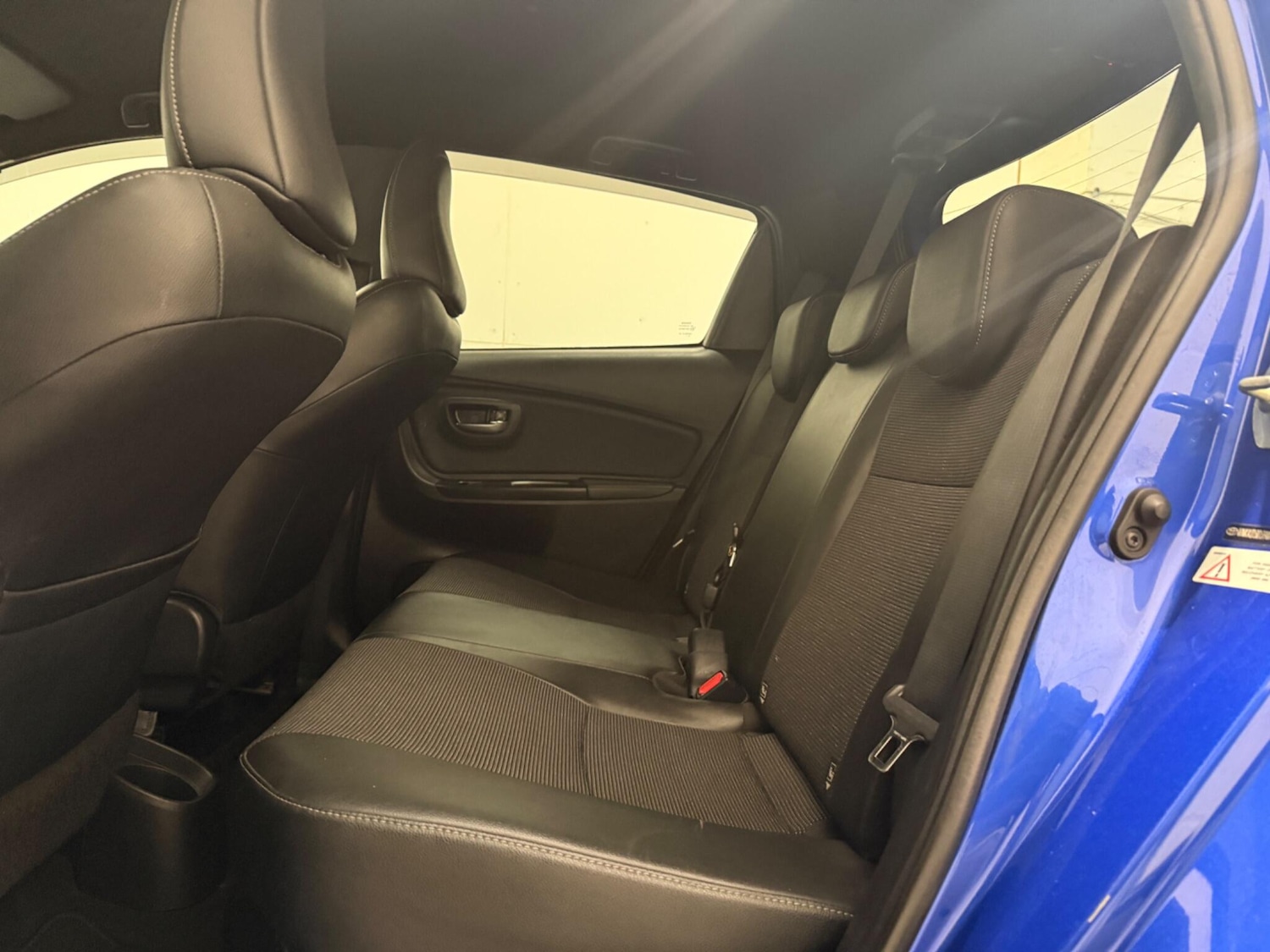 Used Toyota Yaris 2018 for sale - 76824617: Photo 25