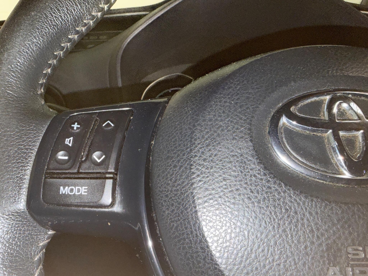 Used Toyota Yaris 2018 for sale - 76824617: Photo 28