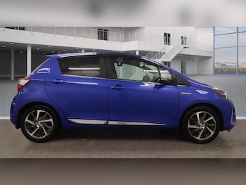 Used Toyota Yaris 2018 for sale - 76824617: Photo