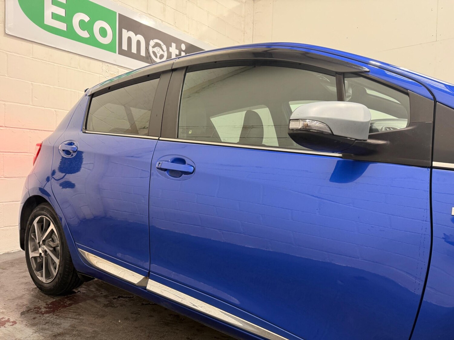 Used Toyota Yaris 2018 for sale - 76824617: Photo 44