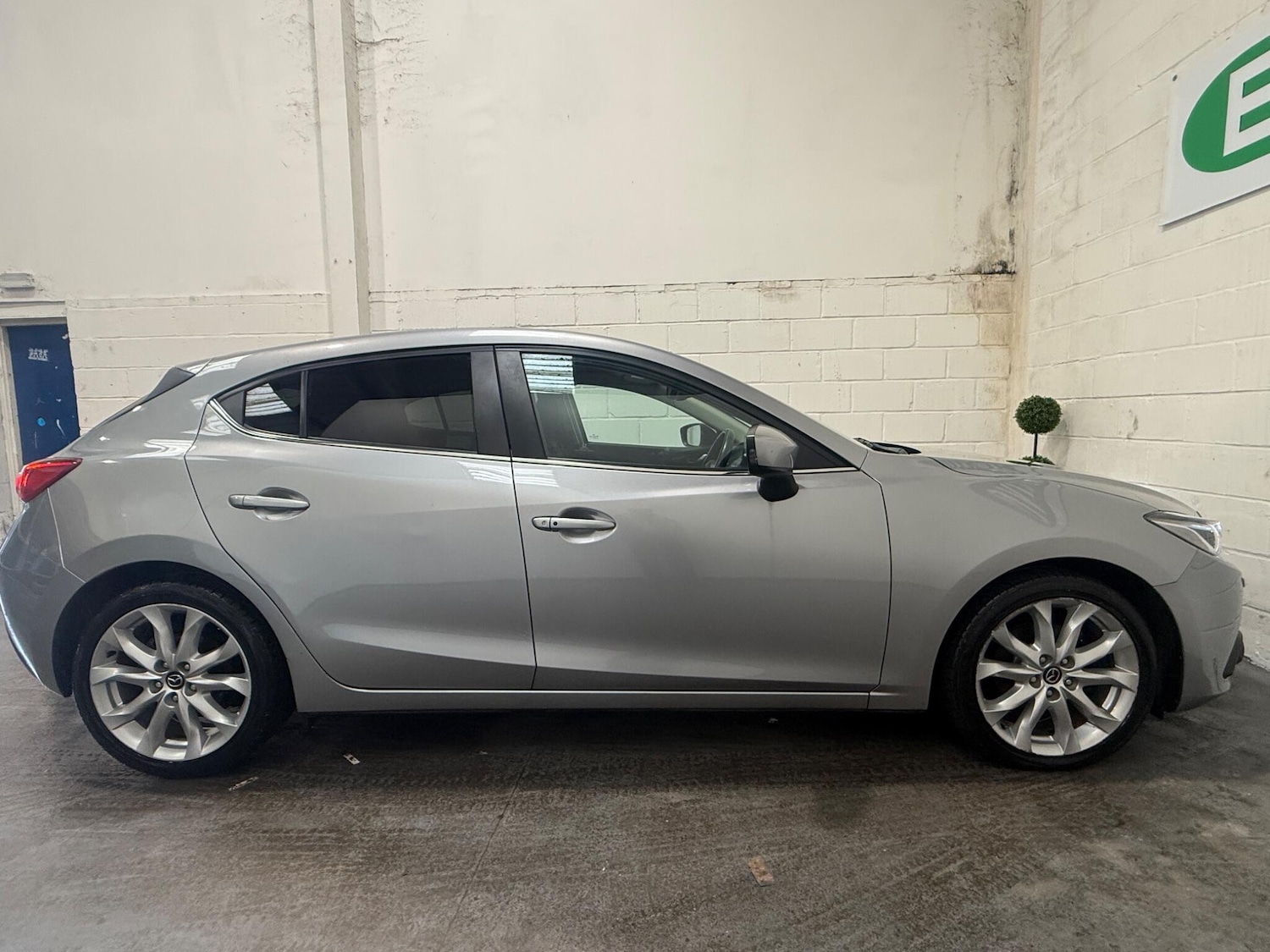 Used Mazda Mazda3 2016 for sale - 77768506: Photo 11