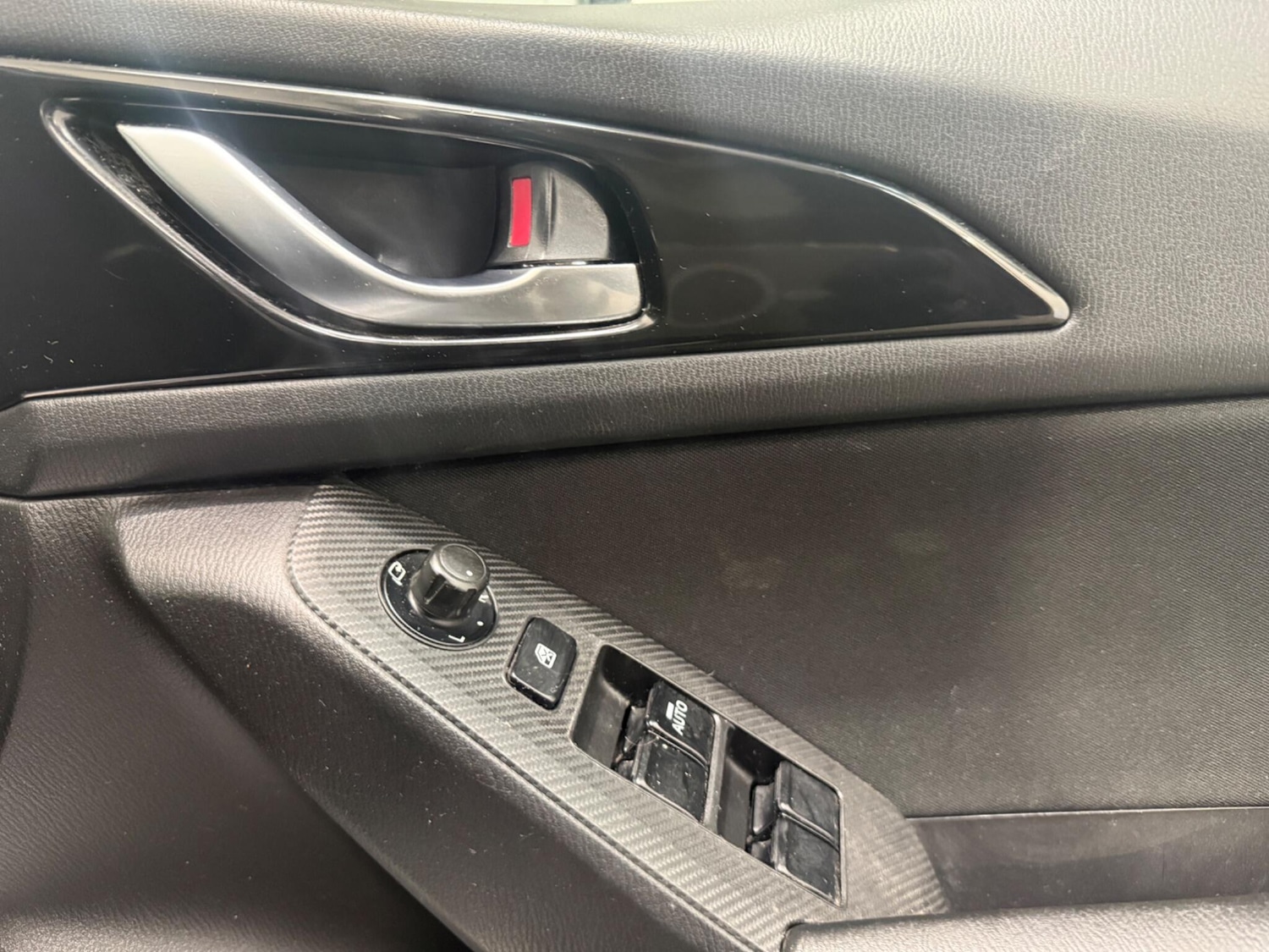 Used Mazda Mazda3 2016 for sale - 77768506: Photo 28