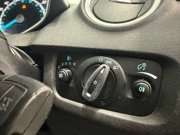 Used Ford Fiesta 2016 for sale - 76226993: Photo 27