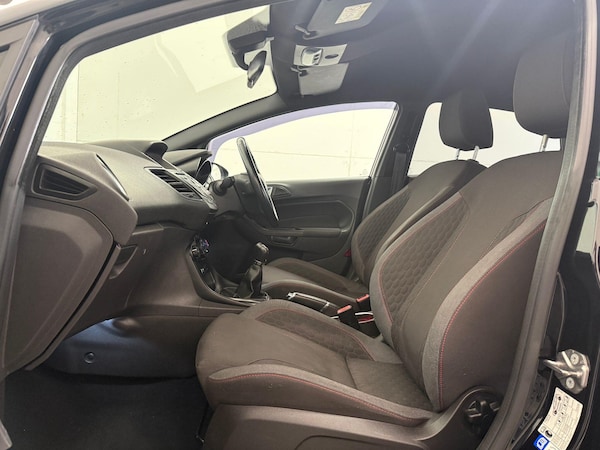 Used Ford Fiesta 2016 for sale - 76226993: Photo 42