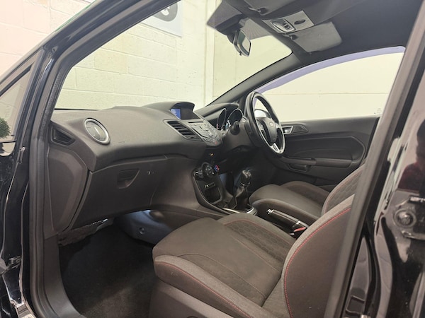 Used Ford Fiesta 2016 for sale - 76226993: Photo 43