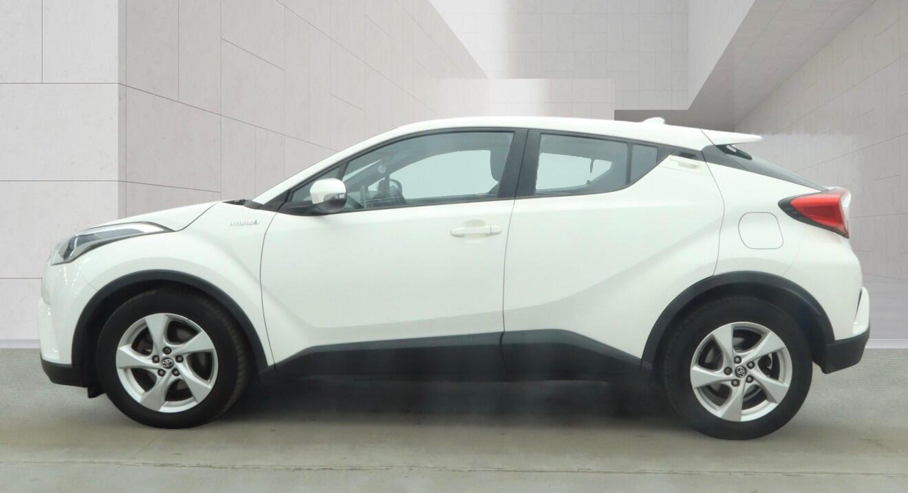 Used Toyota C-HR for sale - 78116329: Photo 5