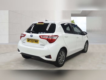 Used Toyota Yaris 2020 for sale - 78953387: Photo