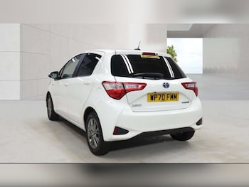 Used Toyota Yaris 2020 for sale - 78953387: Photo