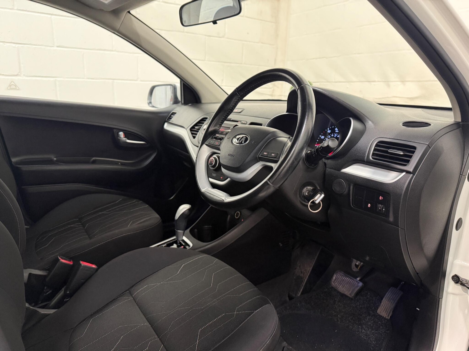 Used Kia Picanto 2015 for sale - 76485386: Photo 15