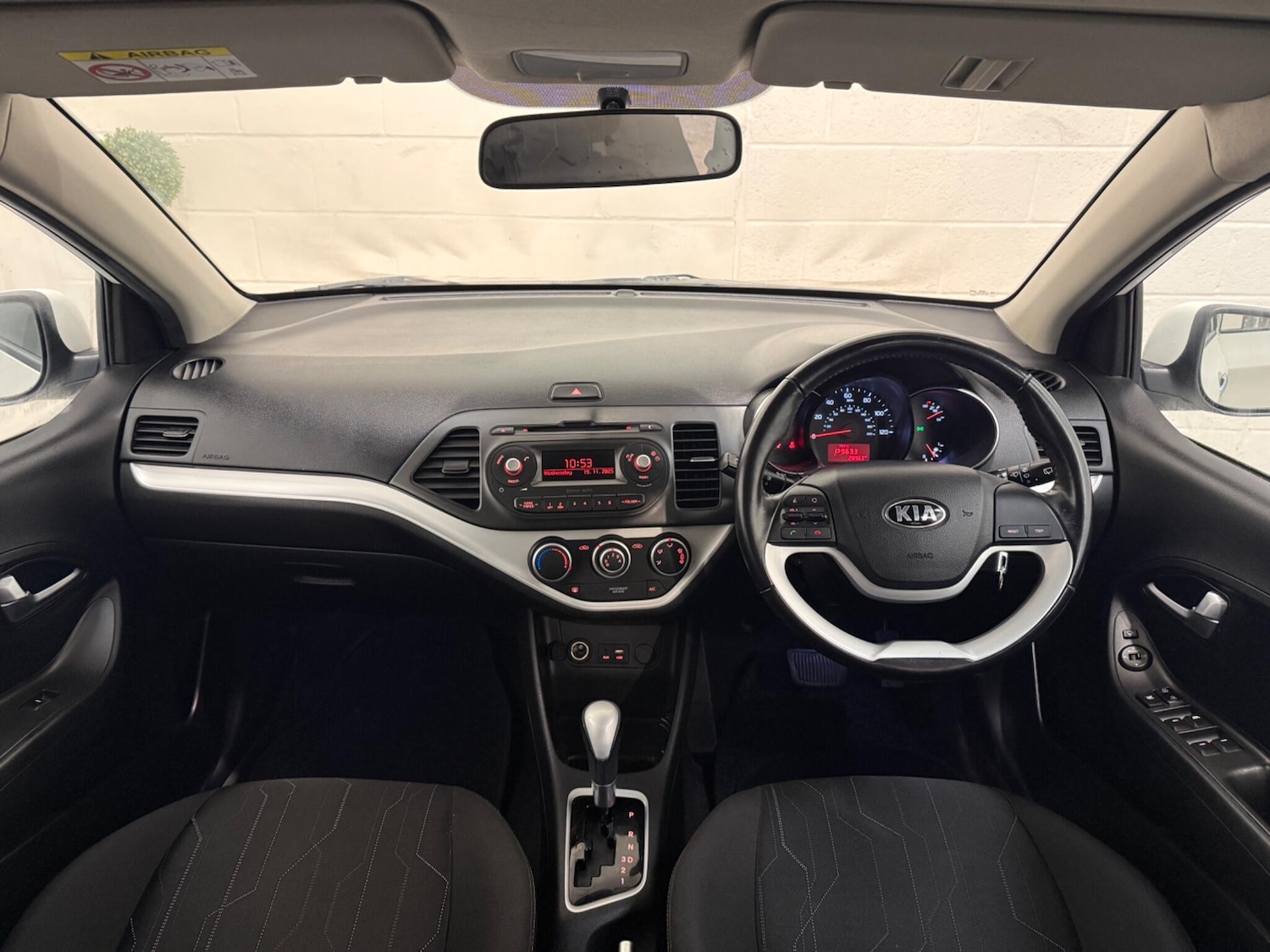 Used Kia Picanto 2015 for sale - 76485386: Photo 16