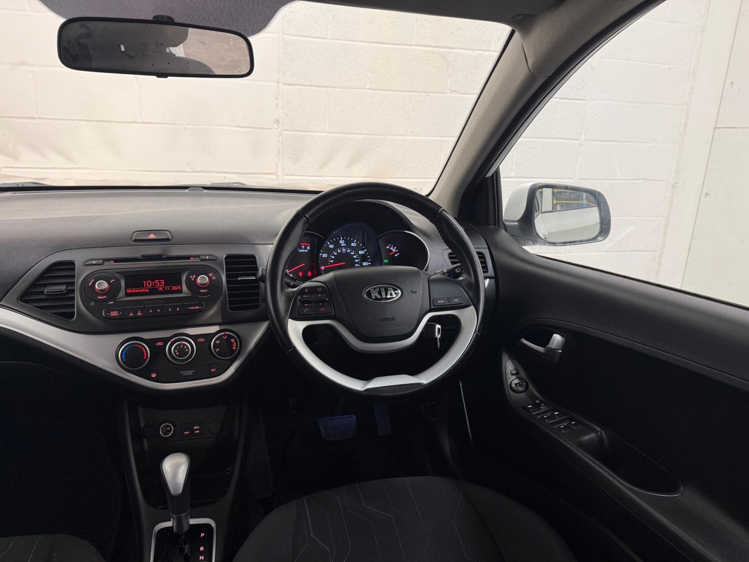 Used Kia Picanto 2015 for sale - 76485386: Photo 18