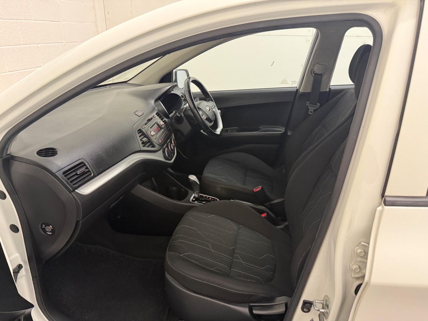 Used Kia Picanto 2015 for sale - 76485386: Photo 39