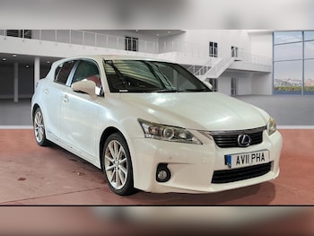 2011 (11) - 200h 1.8 SE-L 5dr CVT Auto