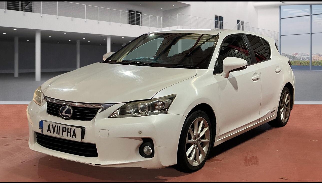 Used Lexus CT 2011 for sale - 76759313: Photo 2