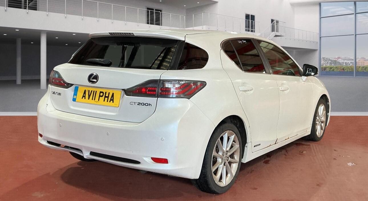 Used Lexus CT 2011 for sale - 76759313: Photo 4