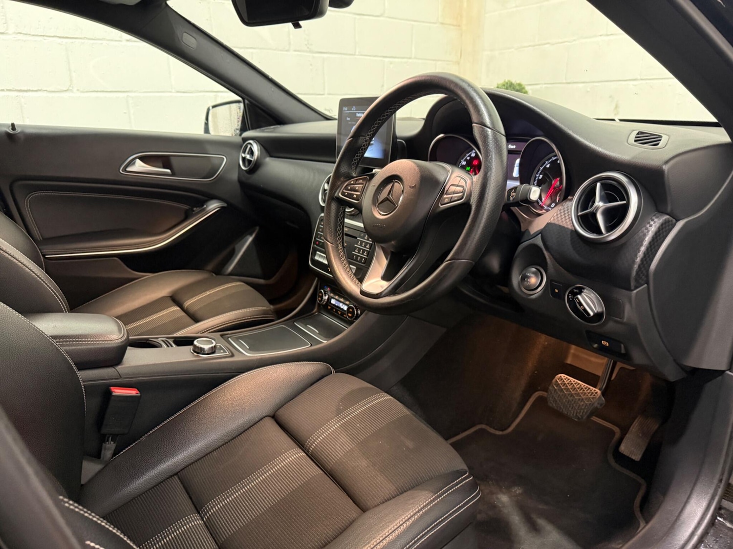 Used Mercedes-Benz A-Class for sale - 77807666: Photo 16