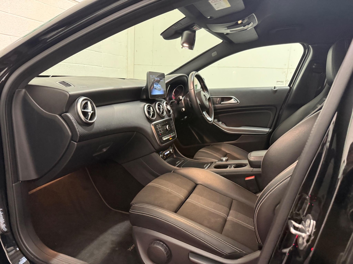 Used Mercedes-Benz A-Class for sale - 77807666: Photo 37