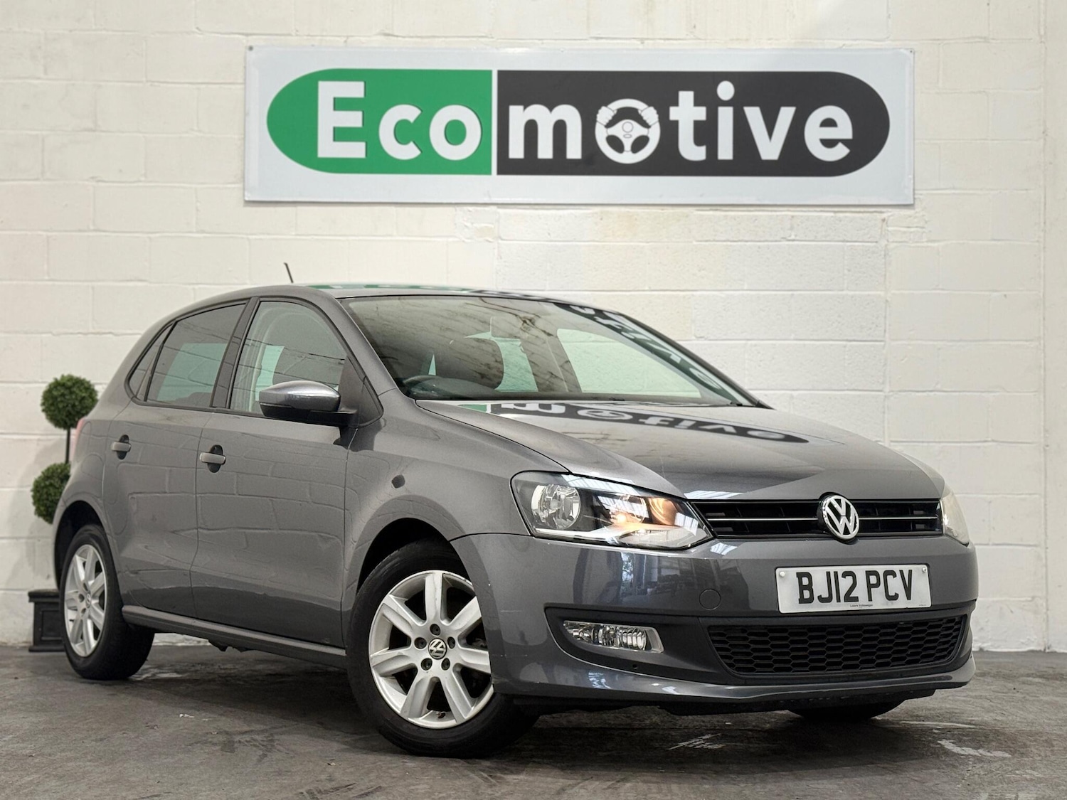 Used Volkswagen Polo 2012 for sale - 76270673: Photo 1