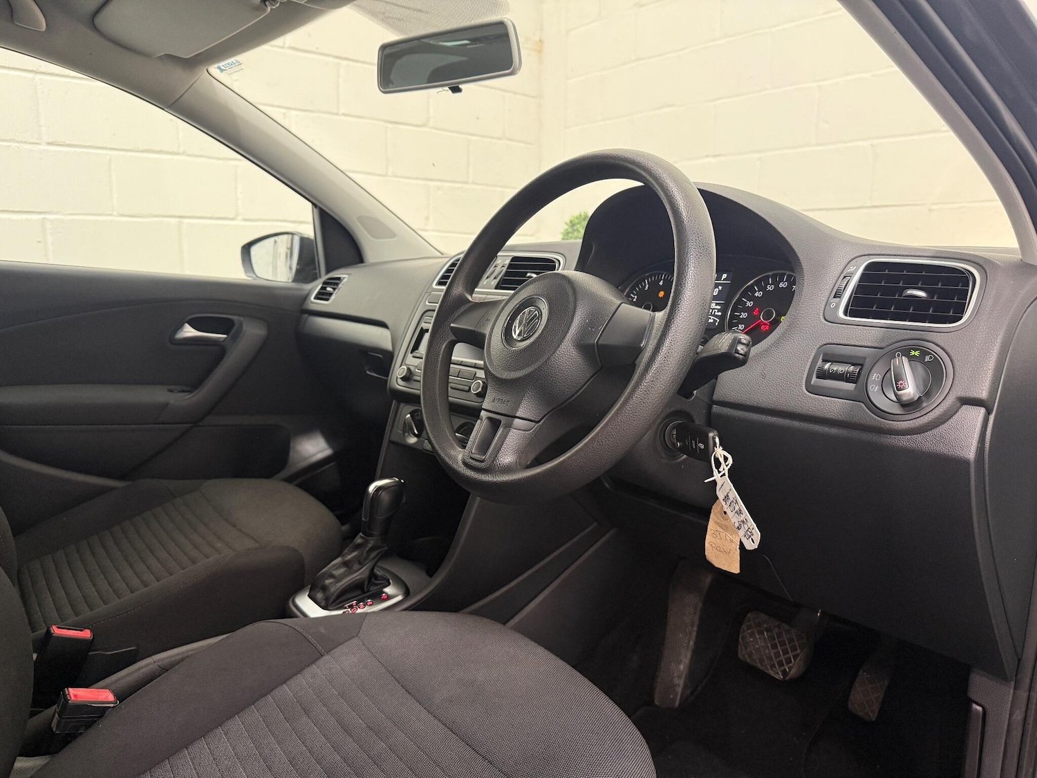 Used Volkswagen Polo 2012 for sale - 76270673: Photo 23