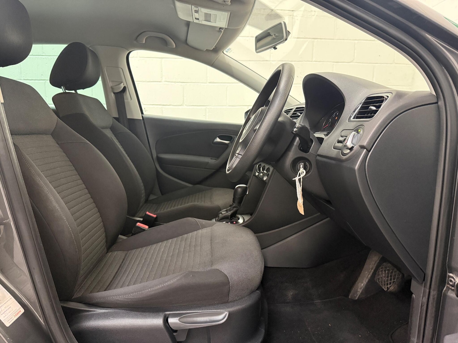 Used Volkswagen Polo 2012 for sale - 76270673: Photo 27