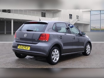 Used Volkswagen Polo 2012 for sale - 76270673: Photo 2