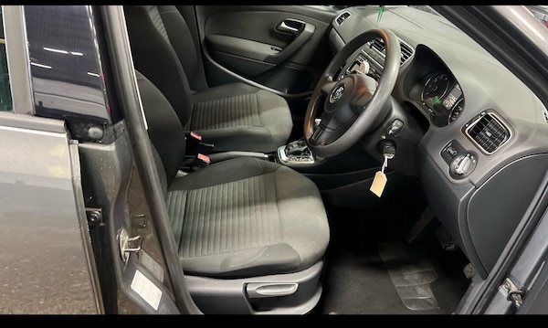 Used Volkswagen Polo 2012 for sale - 76270673: Photo 3