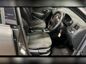 Used Volkswagen Polo 2012 for sale - 76270673: Photo 3