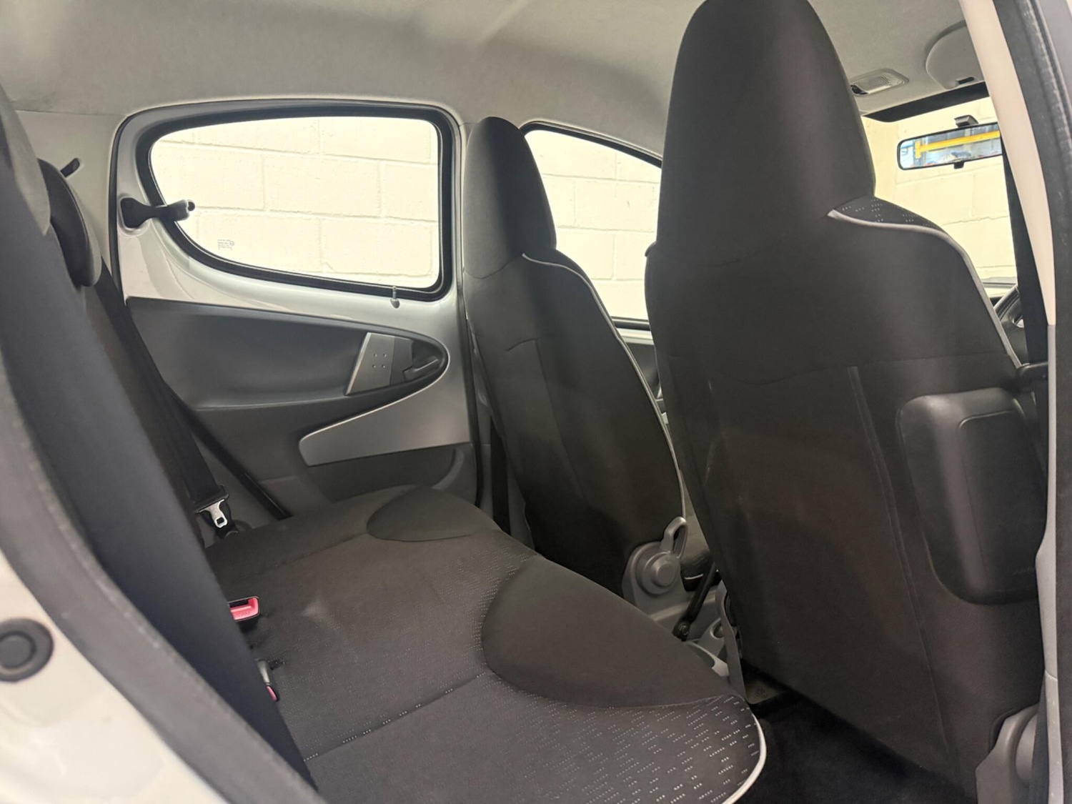 Used Peugeot 107 for sale - 76991410: Photo 24